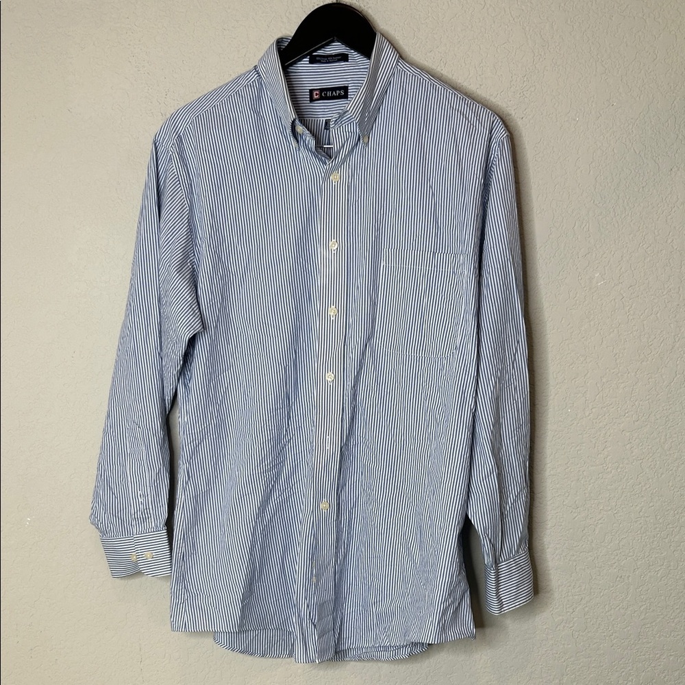Chaps Men's Shirt in Blue and White Stripes